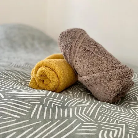 Апартаменты Appt T4 Proche Du Centre - De - 045